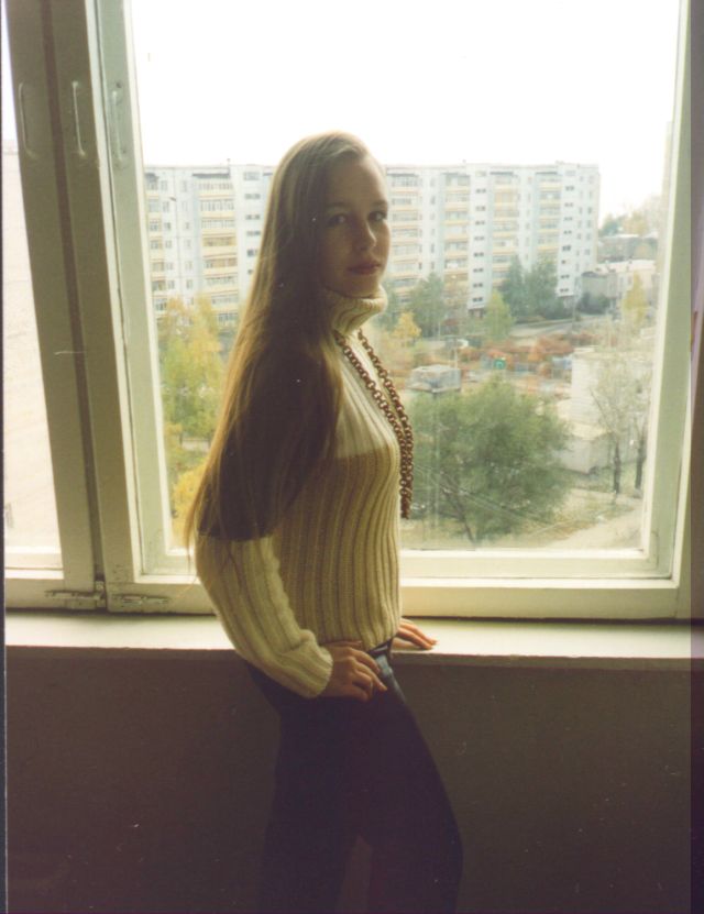 �������