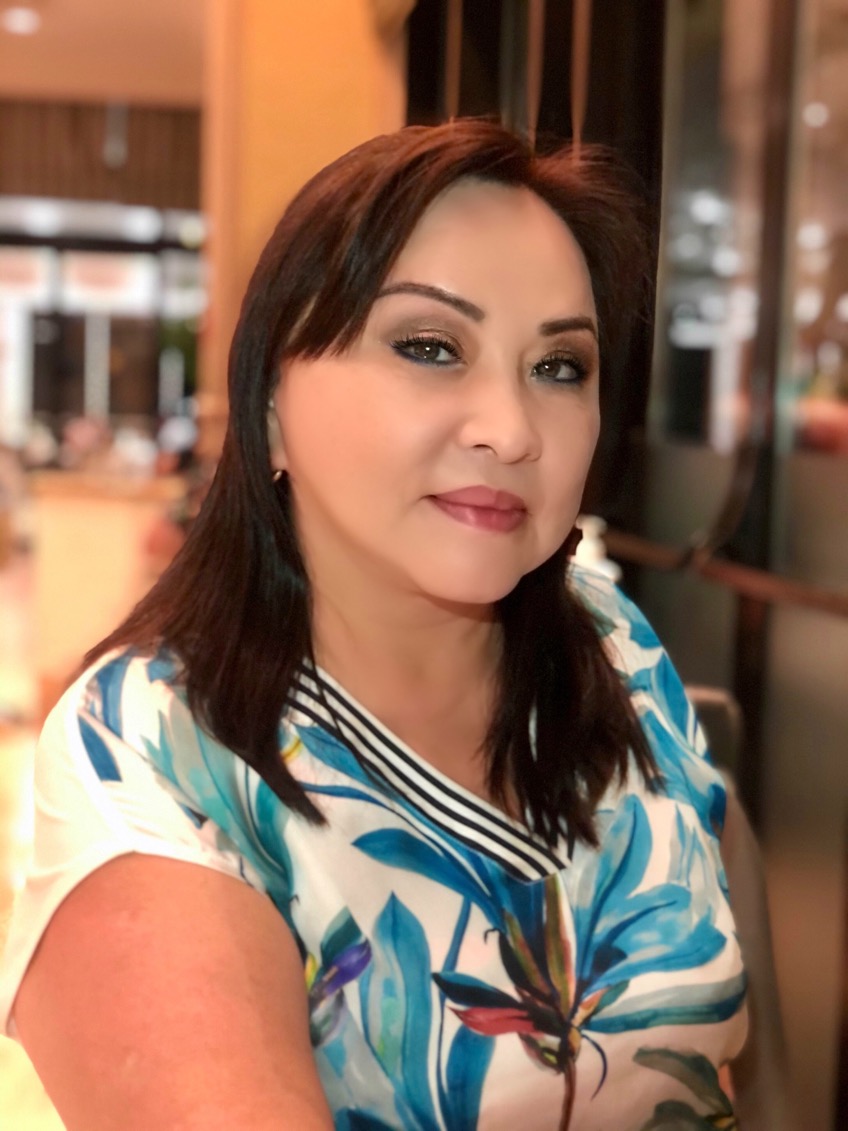 Назым Сапарова