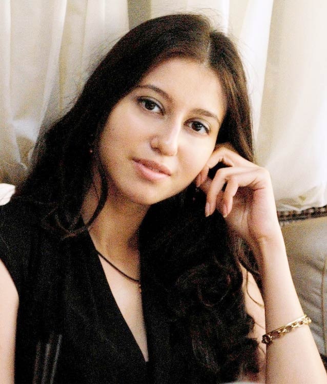 �������