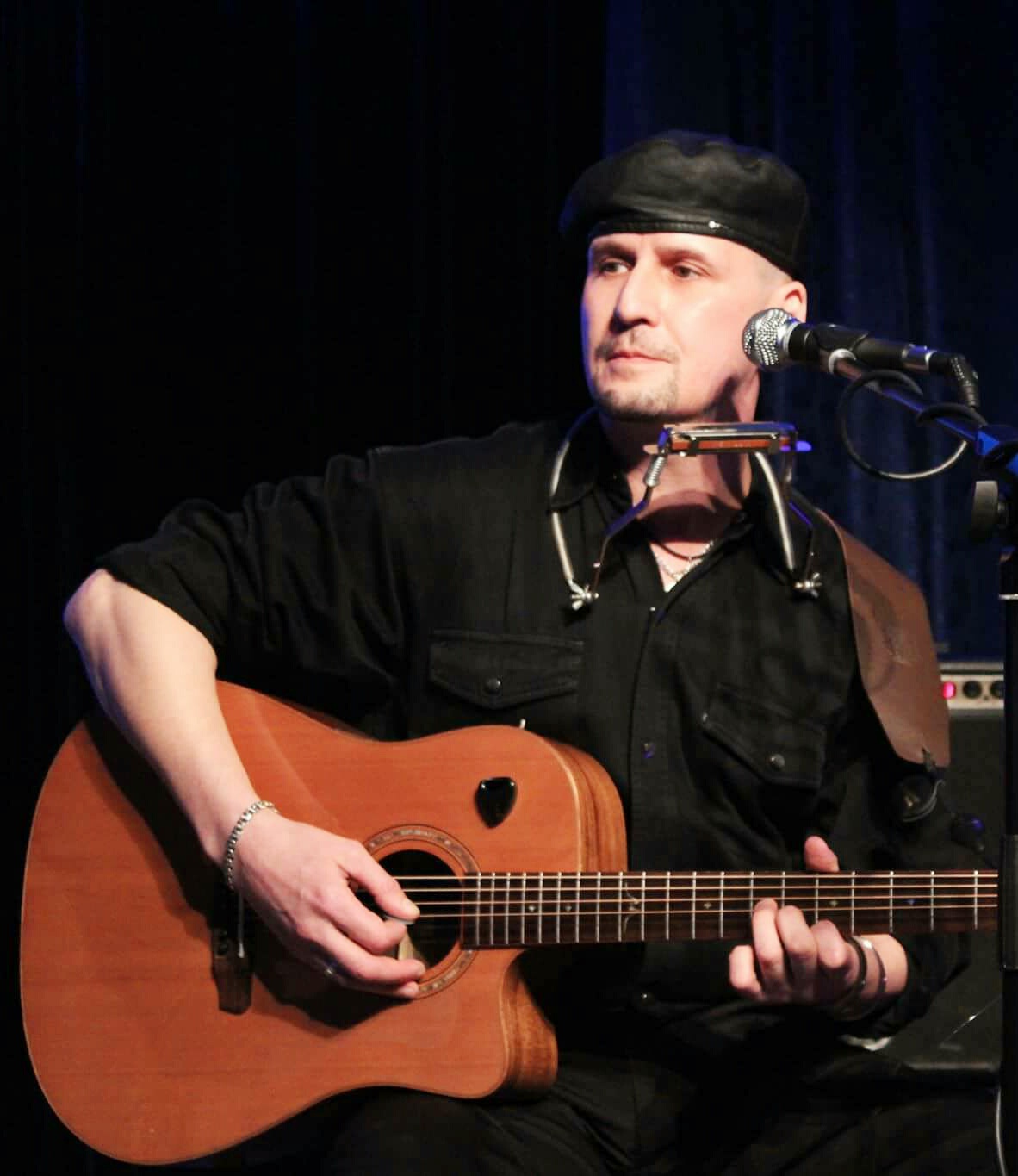 ���� ���