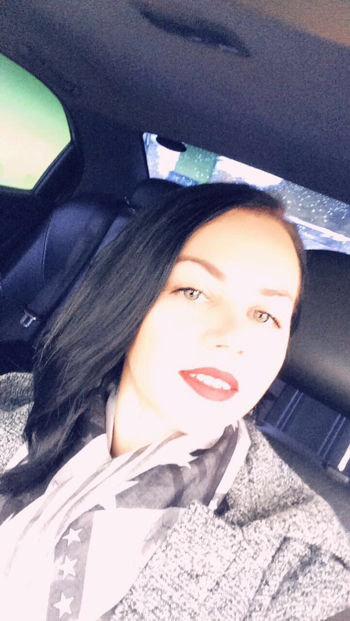 ����� ����