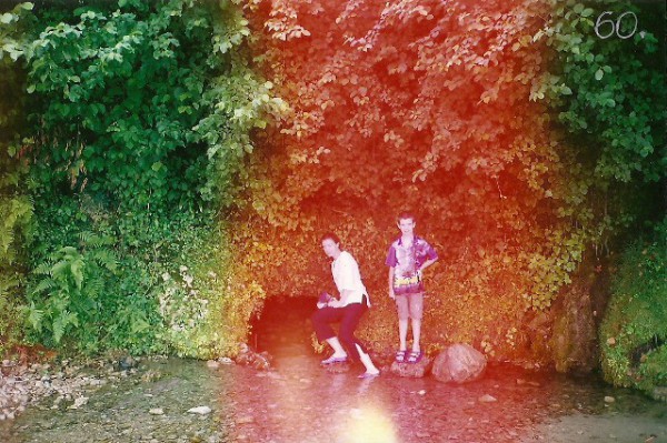 �������