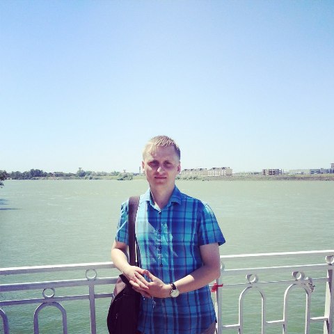 Павел Серушко