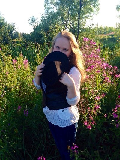 ���� ���