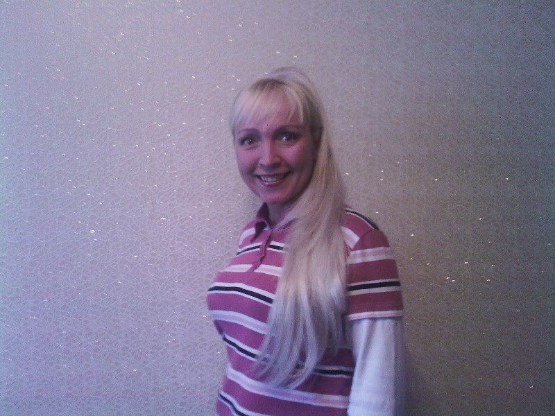 ����� ����