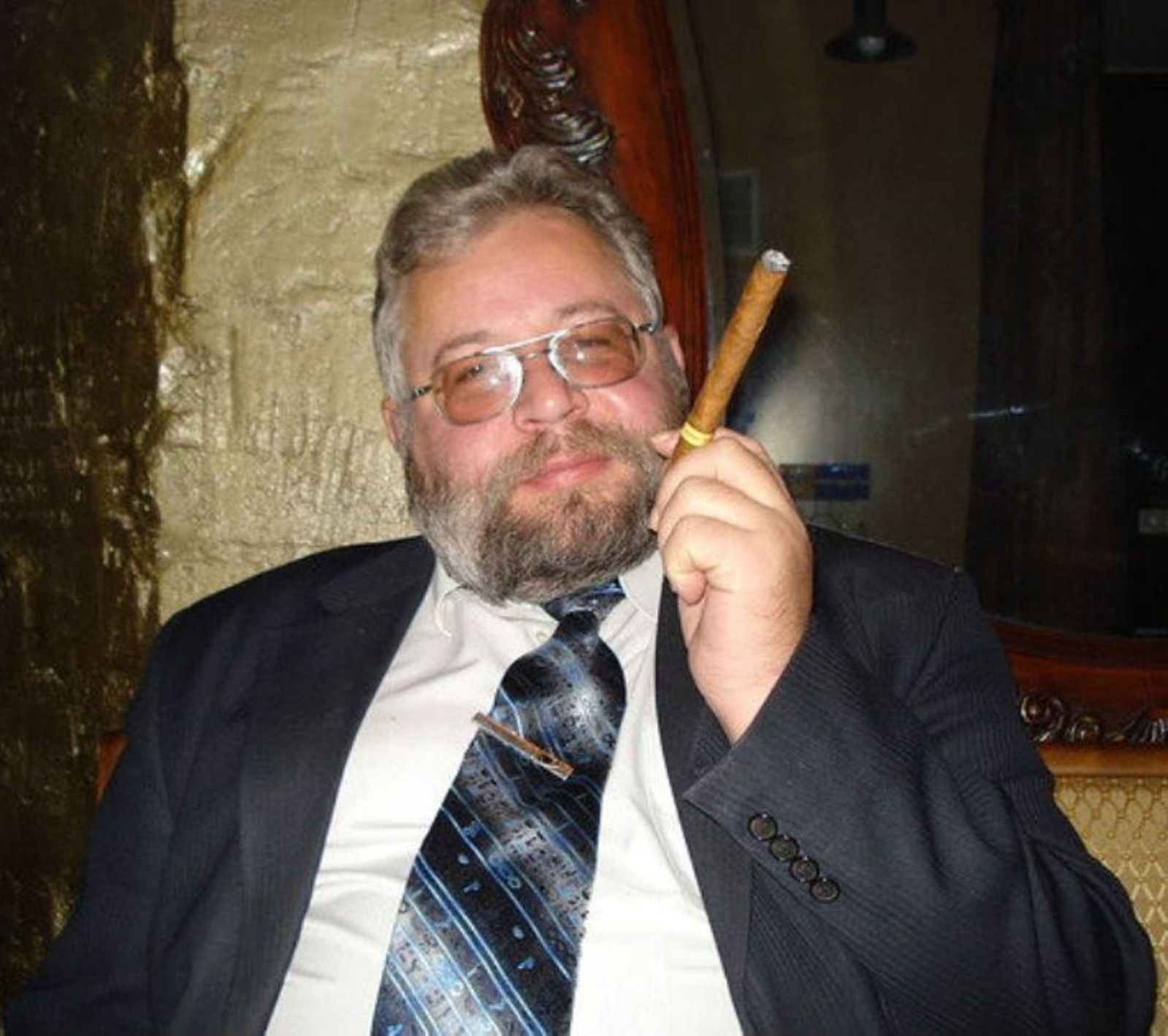 ����-�������