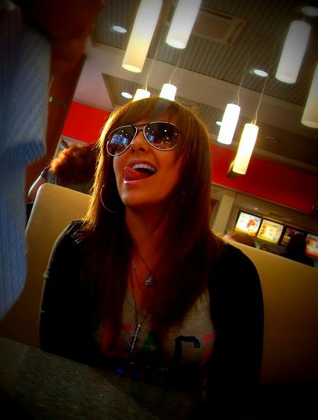 Властная Алиса