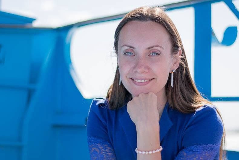 ����� �������� �������