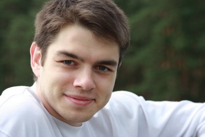 Роман Новиков