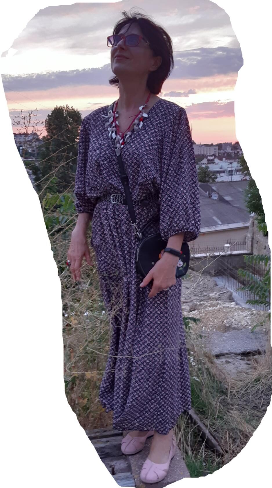 �������