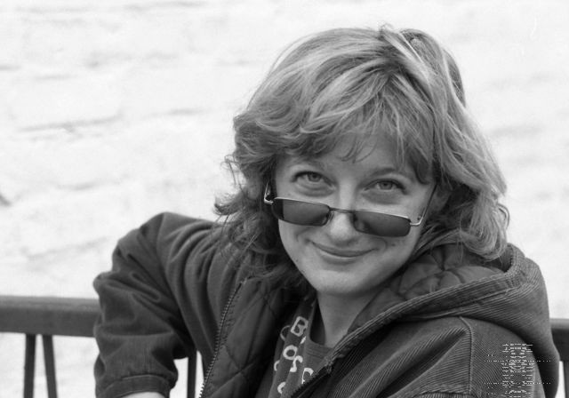 ���� ���