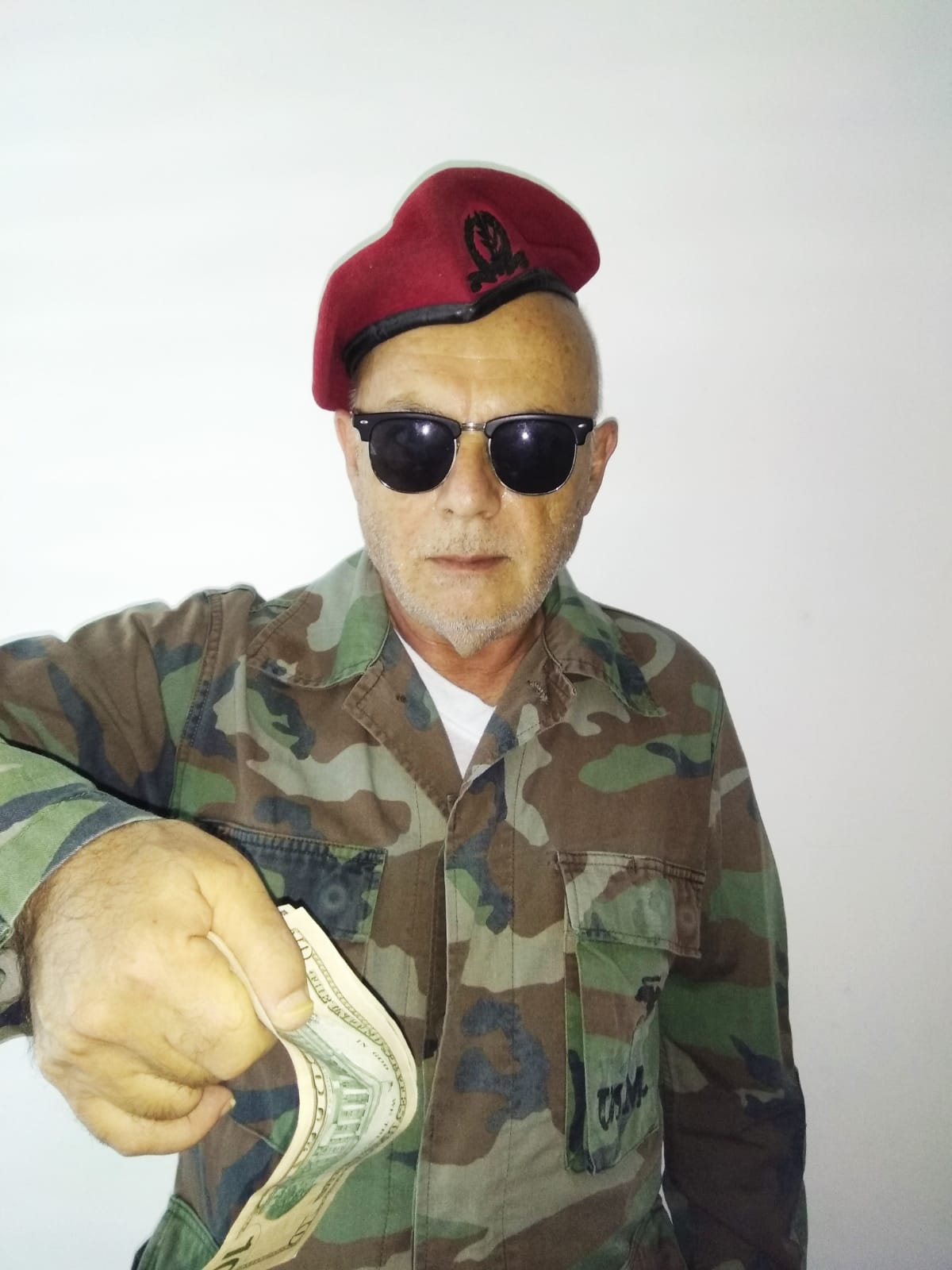 ��� �������