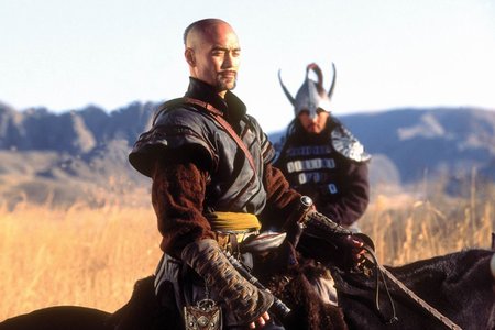 ����� ����