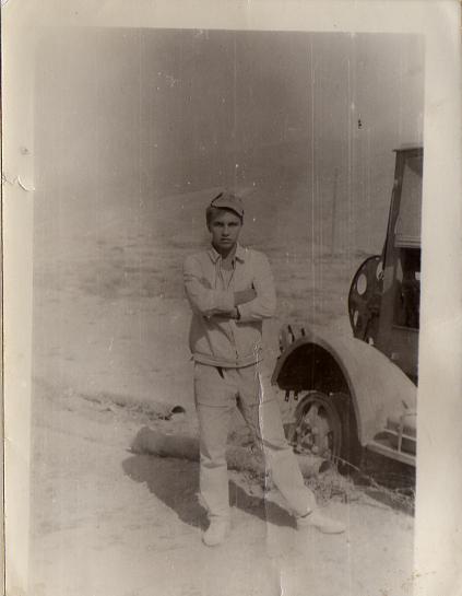 ����� ����