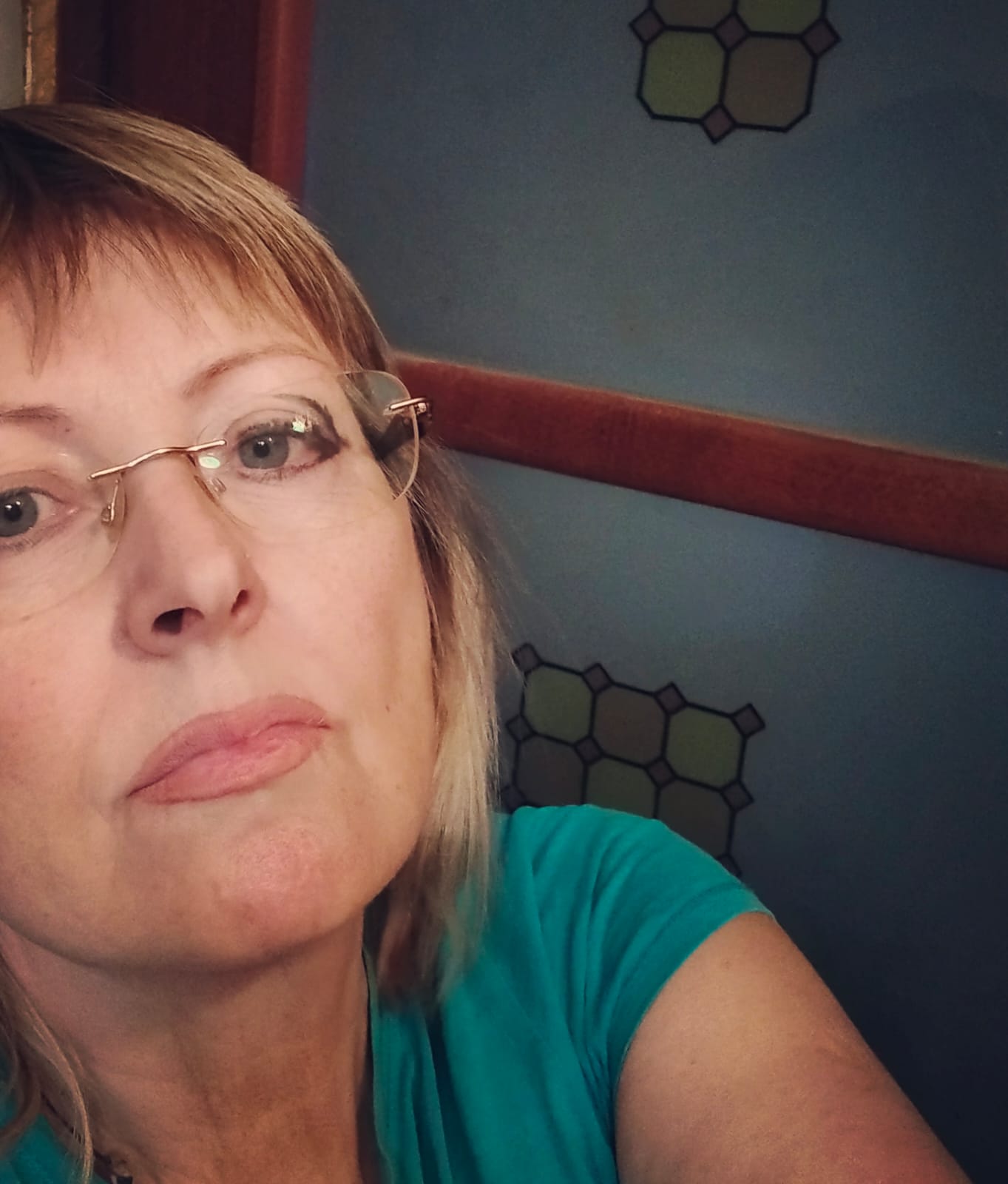 ���� ����