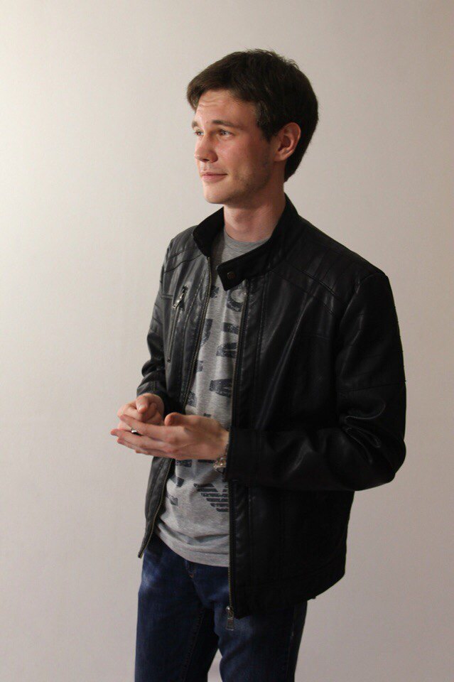 ����� ����