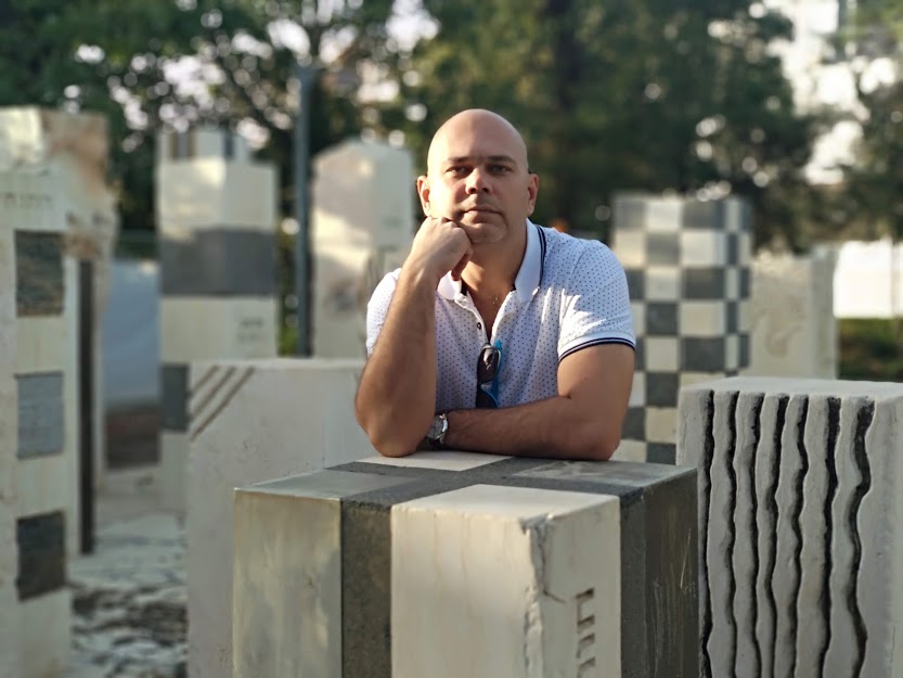 ���� ������-������