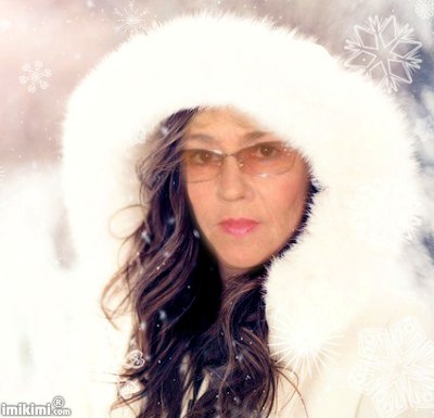 ����� ����