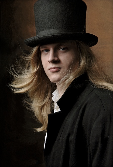 Святослав Аленин