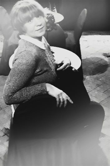 ������ ��