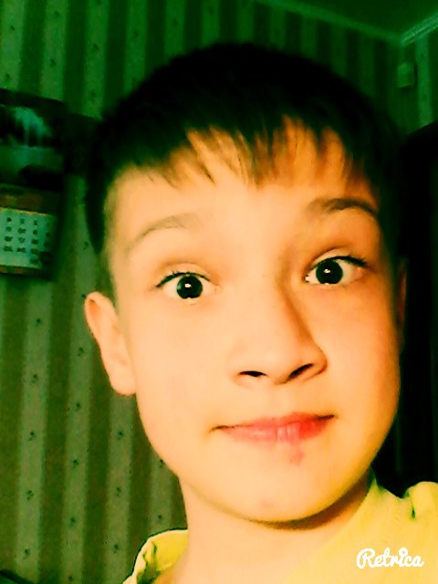 ����� ����