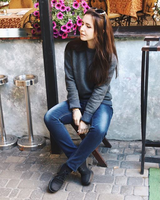 ����� ���