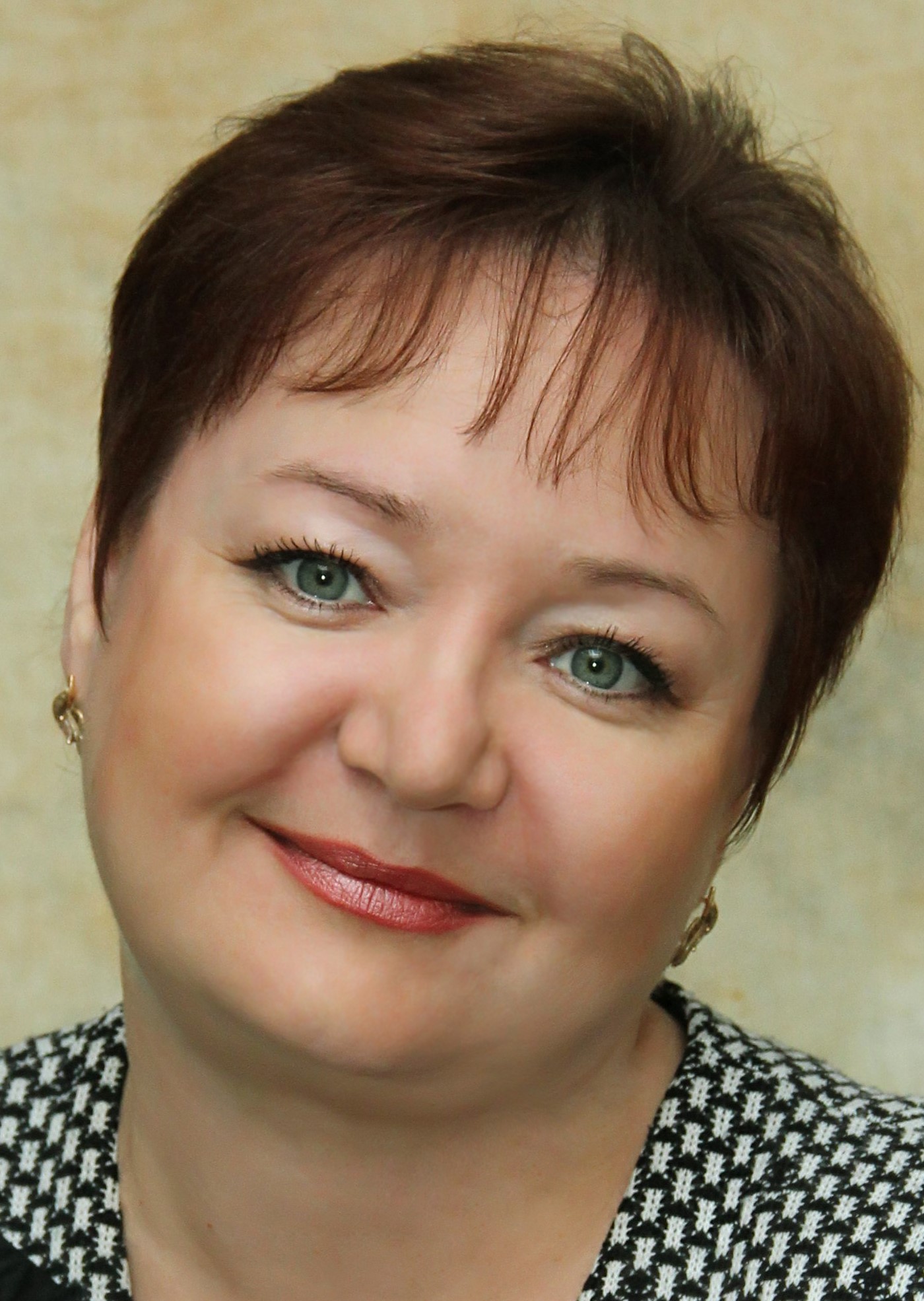 Тина Смирна