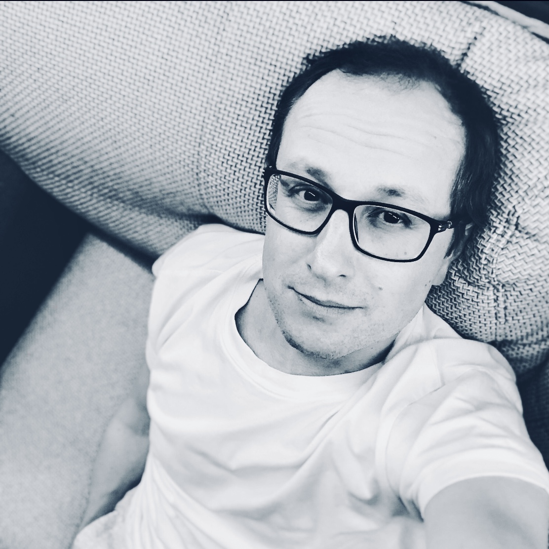 Олег Остроумов