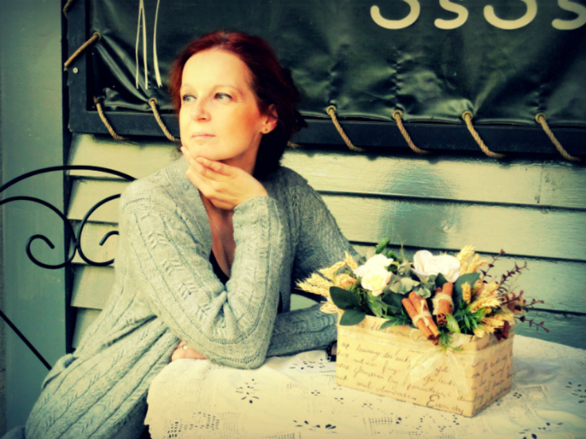 ���� ���