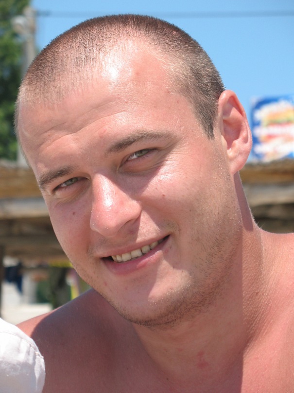 Богдан Худаверд