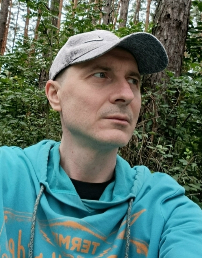 Нат Весенин