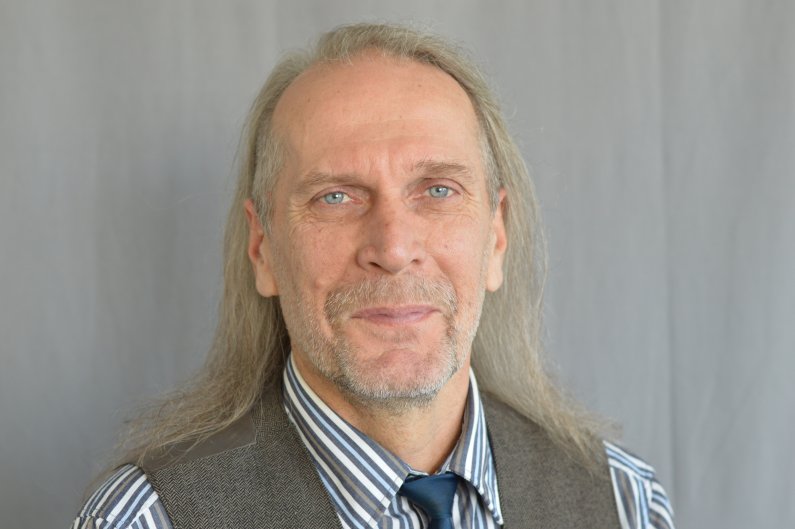 Виталий Бледнолицый