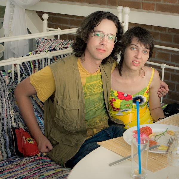 ���� ����