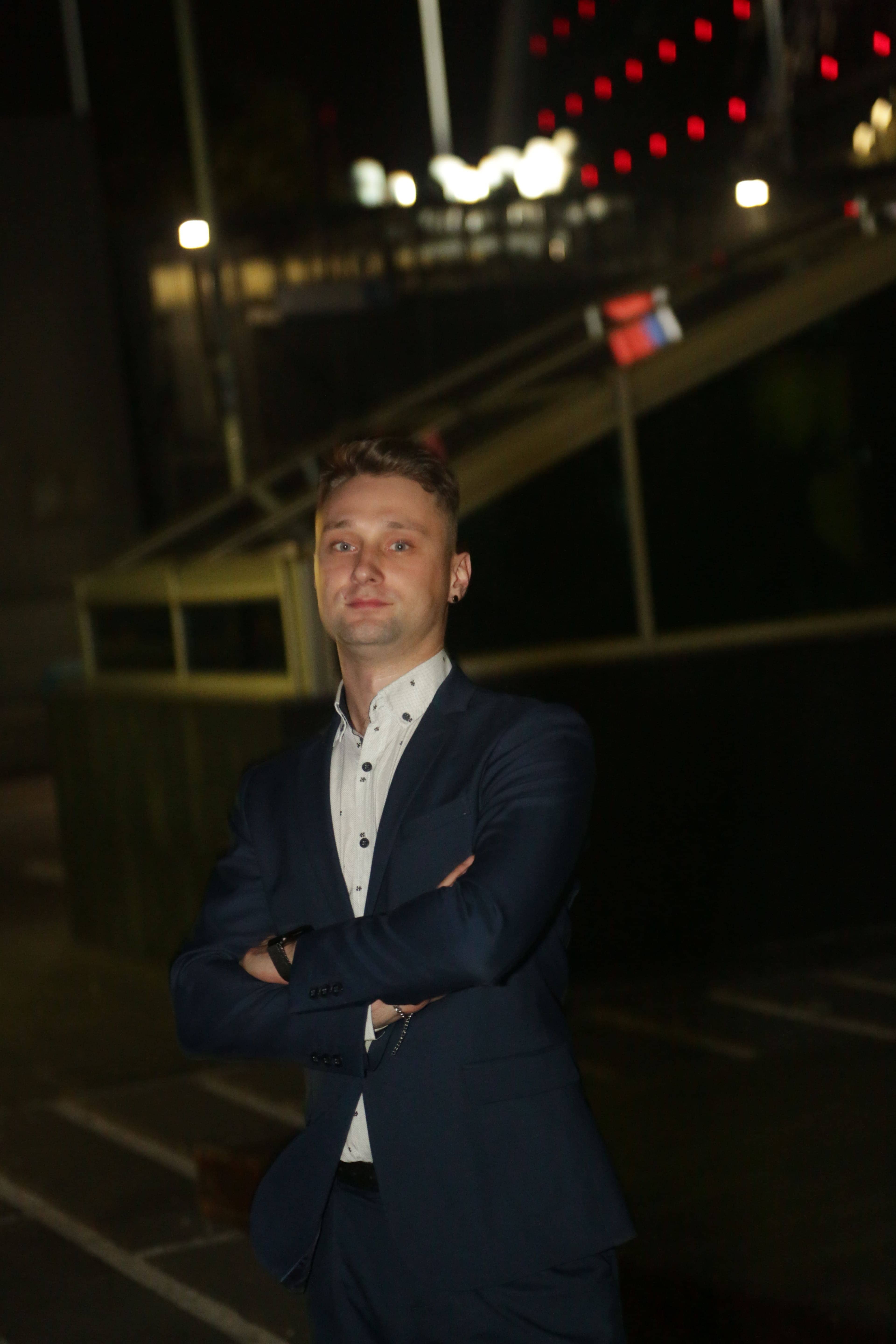 ����� �������� �������