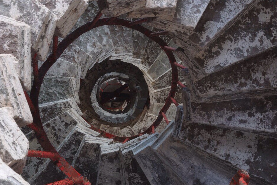 �������