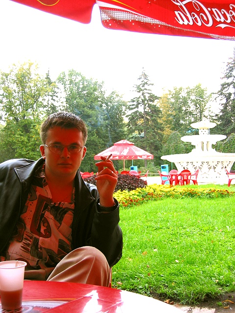 �������