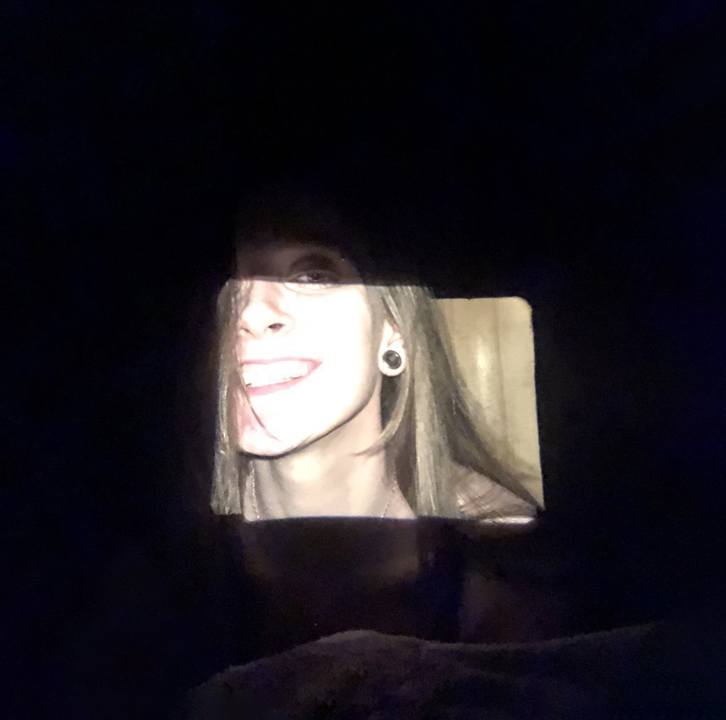 ���-����