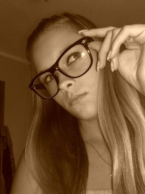 ���� ���